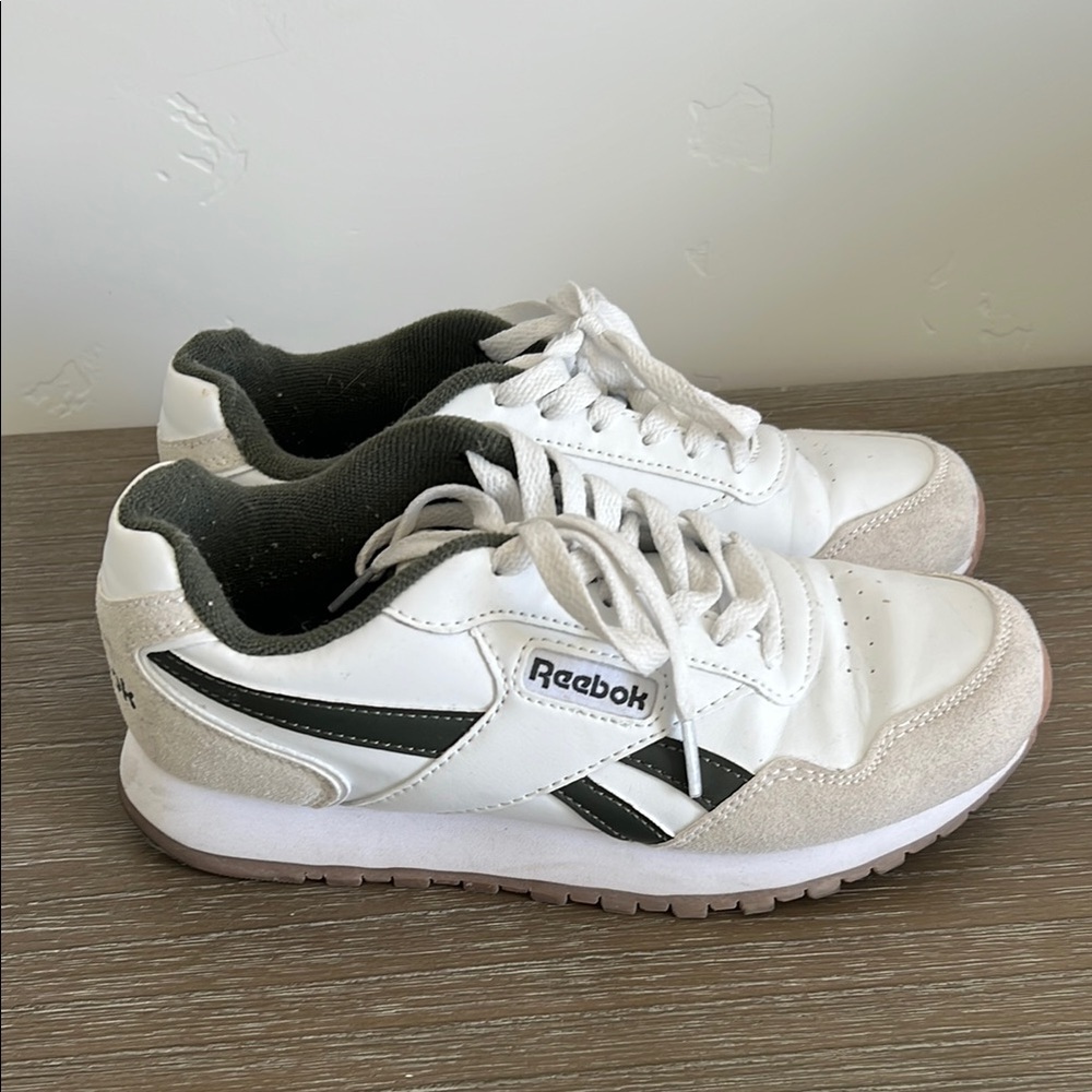 Reebok White and Black Sneakers